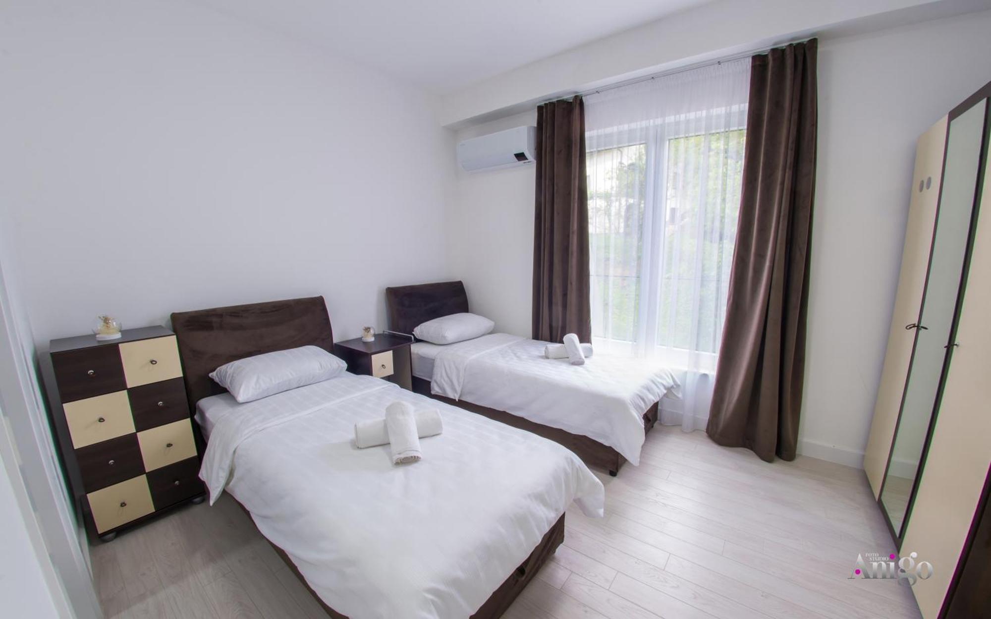 Royal Terrace Apartments コニツ エクステリア 写真